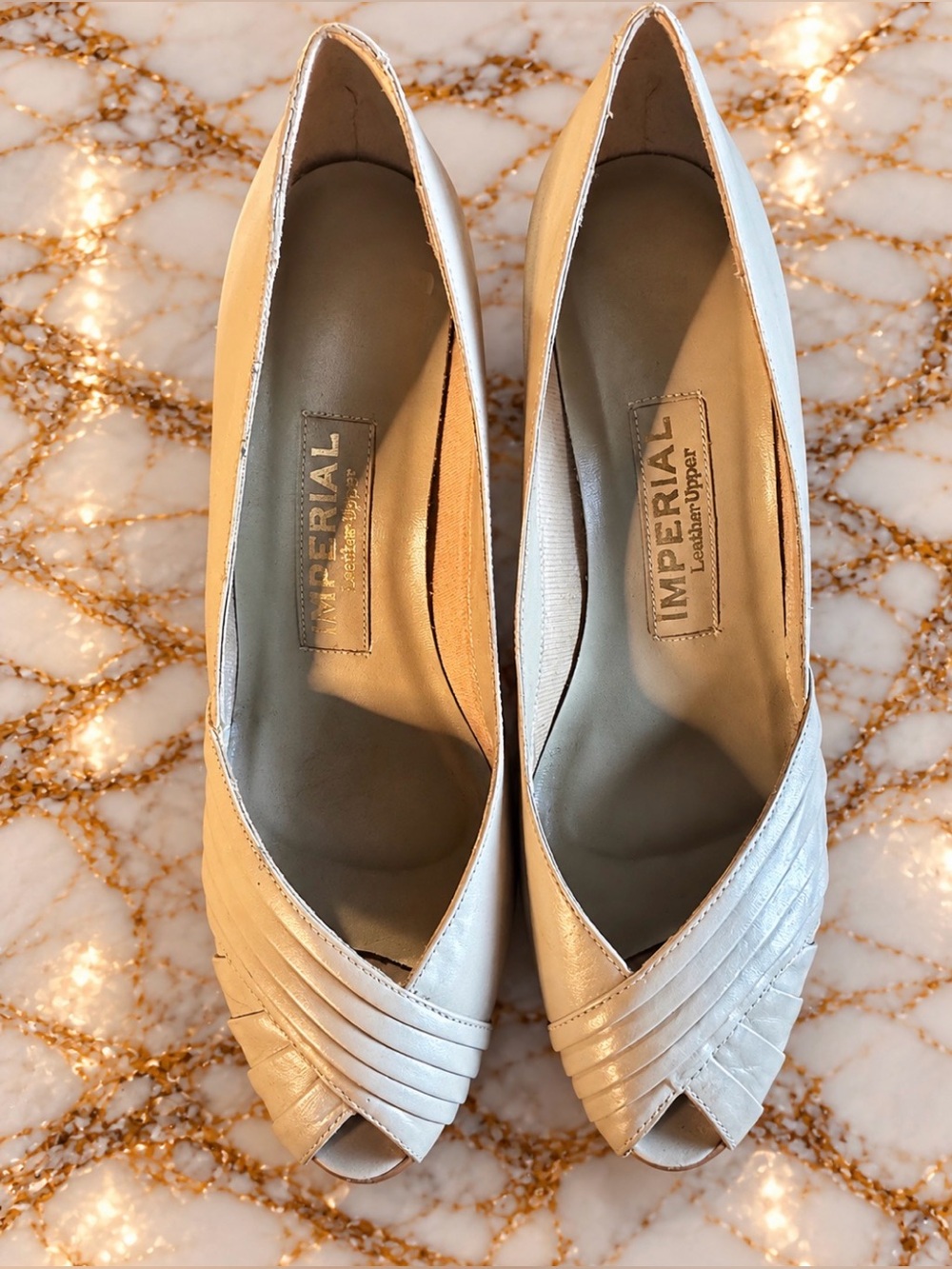 Imperial Ivory Leather Peep Toe Pleated Pumps Heels Size 7